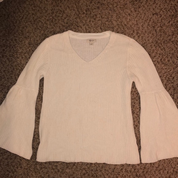 White bell sleeve sweater - Picture 1 of 1